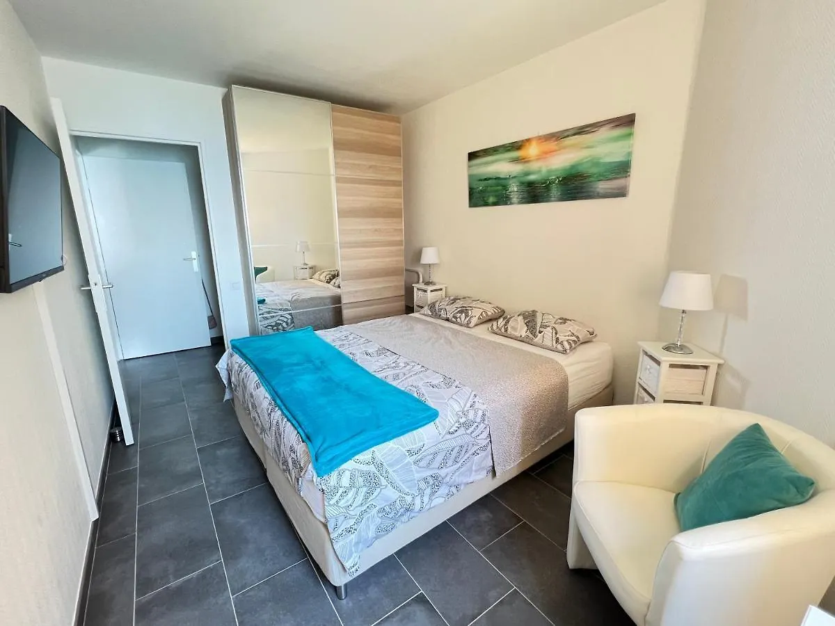 Villa Maupassant Bord De Mer Cannes 0*,  France