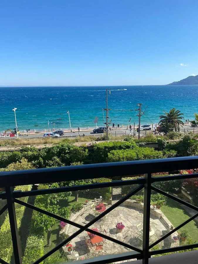Villa Maupassant Bord De Mer Cannes 0*,